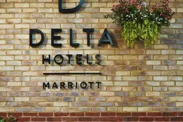 Delta Hotels Cheshunt