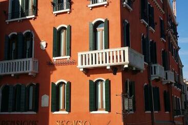 Hotel Pensione Seguso