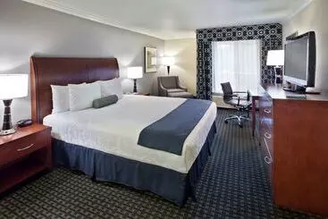 فندق Best Western Plus Marina Shores