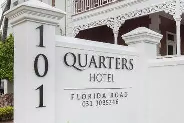 فندق Quarters