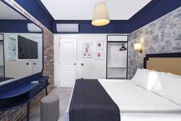 فندق Utopia Beach Club