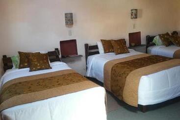 Hotel Pozo Del Cielo