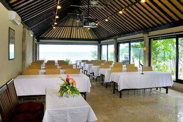 فندق Hidden Paradise Cottages