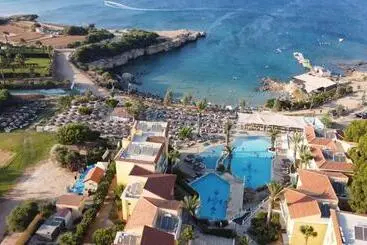Hotelli Malama Beach Holiday Village