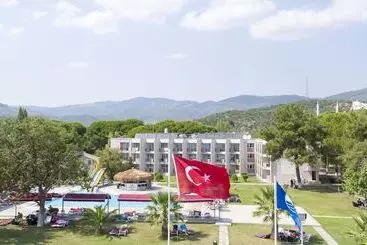 Ra Resort Otel