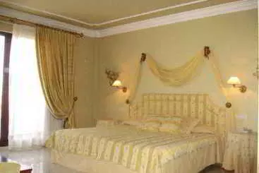 ホテル Cristina Enea