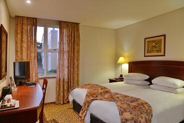 호텔 Town Lodge George