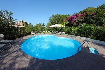 酒店 Cannamele Resort