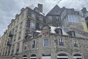 Отель De La Cite