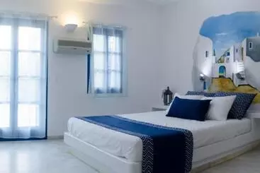 Апартаменты John S Rooms & Studios