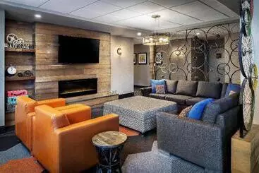 酒店 Four Points By Sheraton Barrie