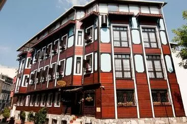 Artefes Hotel Old City