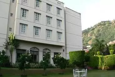 Отель Paras Mahal