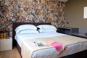 בית מלון כפרי Luna Riccione E Aqua Spa Only Adults +12