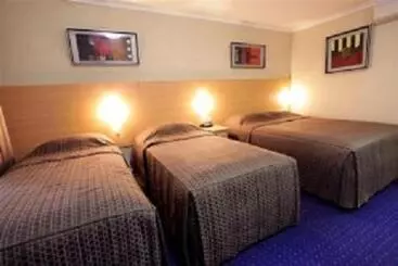 ホテル Cattlemans Country Motor Inn & Serviced Apartments