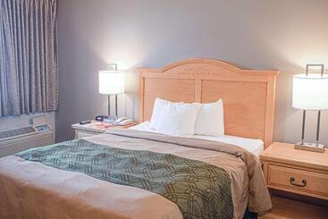 Otel Econo Lodge