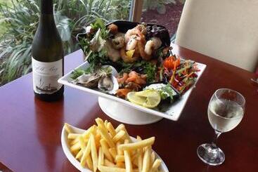 Lufra Hotel And Apartments