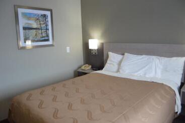 Szálloda Quality Inn & Suites Grove Cityoutlet Mall