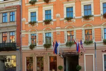 בית מלון כפרי Garden Palace