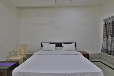 Hotel Spot On 39918  Pakas