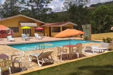 ペンション Pousada Vale Do Ouro Verde