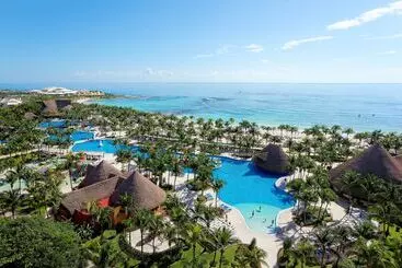 ホテル Barcelo Maya Colonial  All Inclusive