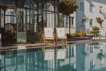 هتل Falkenberg Strandbad