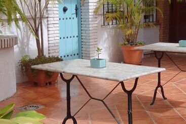 Hostal El Nogal Home