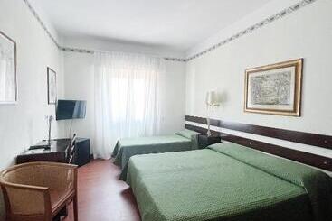 בית מלון כפרי Piccadilly