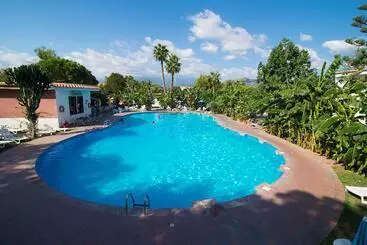 Hotelli Villaggio Alkantara