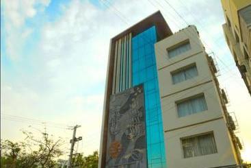 צימר Hill View Kondapur