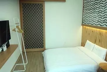 Pension 38th Street Guesthouse