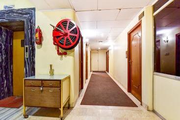 בית מלון כפרי Capital O 76784 Lmb