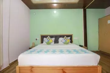 پانسیون Oyo Home 76724 Valley View Bhimtal