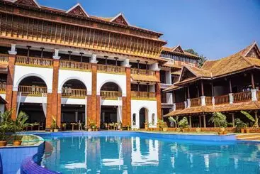 Resort Ayursoma Ayurveda Royal Retreat