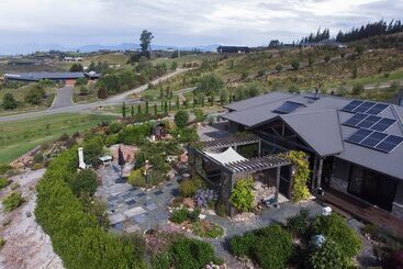 Hotel Redwood Valley B & B