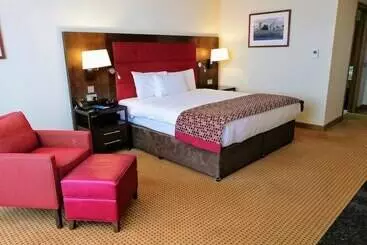 Pillo Hotel & Leisure Club