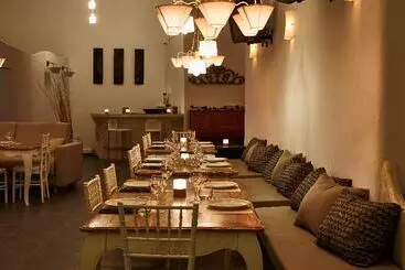 酒店 Suites Of The Gods Cave Spa