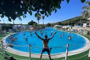 아파트호텔 Villaggio Club Bahja