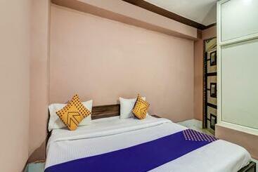 Otel Spot On 77871  Revanta