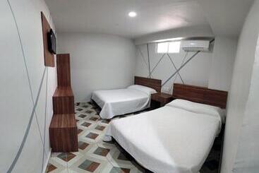 Hotelli Town Express