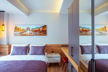 Aparthotel S3 King Residence