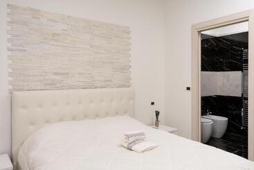 住宿加早餐 Royal Central Room