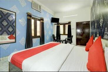 בית מלון כפרי Kingsman