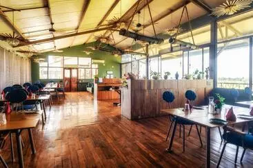 Hotel Tadoba Jungle Camp