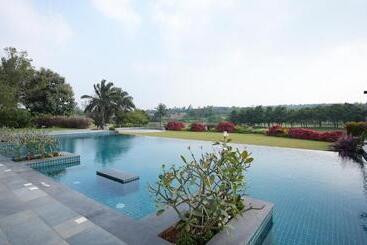 تختخواب و صبحانه Kimmane Golf Resort