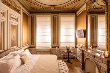 هتل Maison Noppius