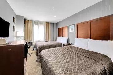 Hotelli Pergola Jamaica Jfk