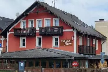 Majatalo Penzion Bara