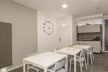 Casa Mirko   B & B Con Stazione Ricarica Auto Elettriche Parcheggio Privato Auto Moto Biciclette